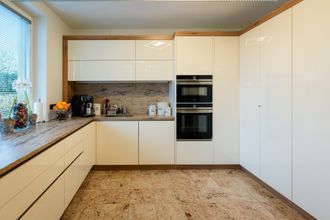 Gallerie Vorschau-Bild