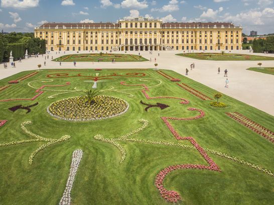 Logo von Schloß Schönbrunn Kultur- u. Betriebsges.m.b.H.