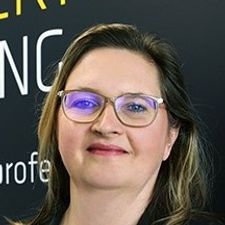 Ansprechpartner:in